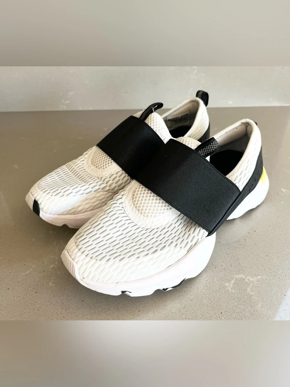 Sorel Kinetic Impact Strap Slip On Sneakers NL4698-100 White Shoe Women Size 7.5